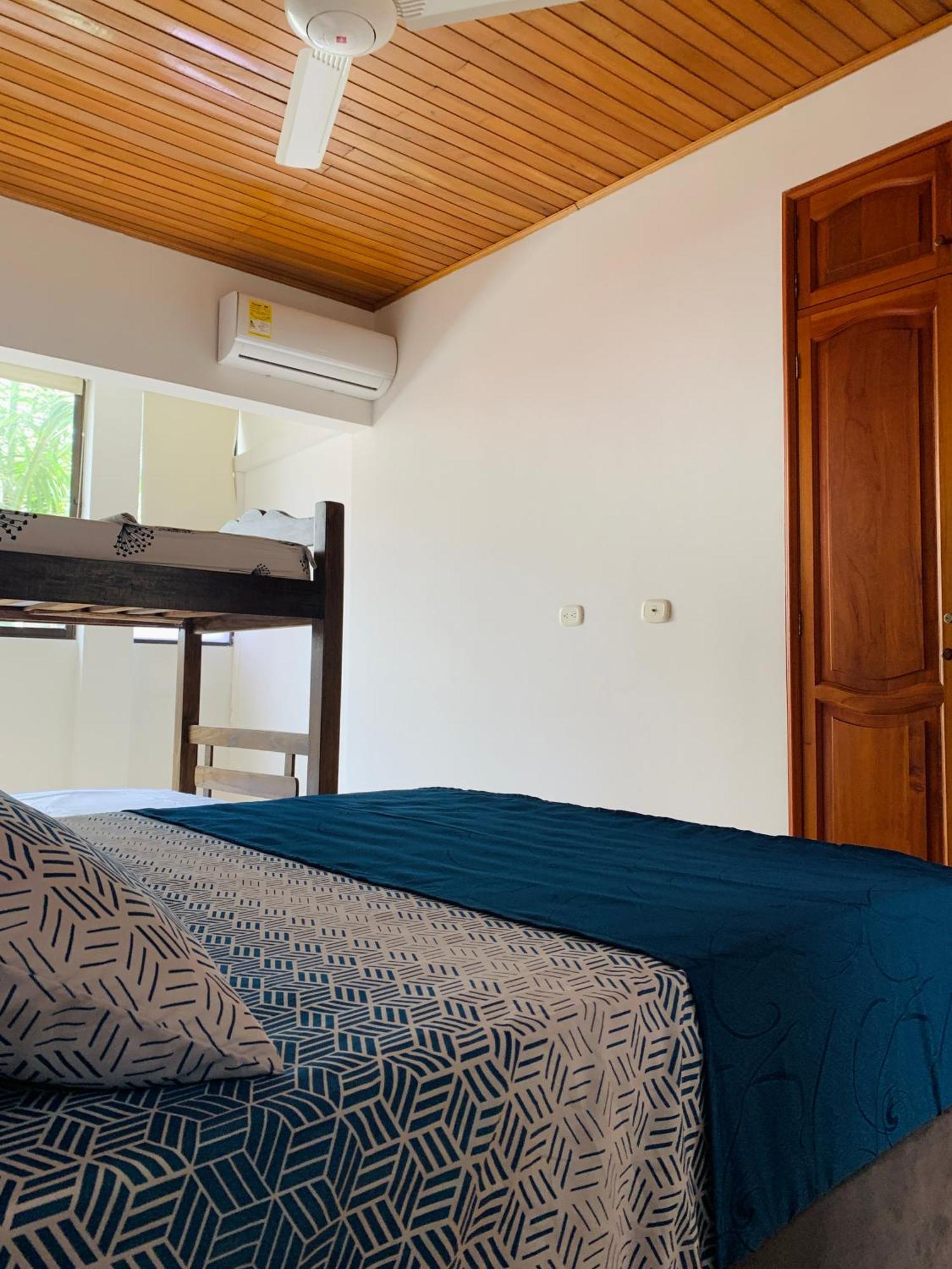 Hostel Cerca Al Centro Historico Cartagena Eksteriør bilde