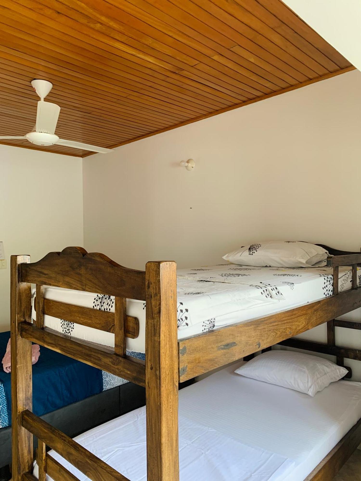 Hostel Cerca Al Centro Historico Cartagena Eksteriør bilde