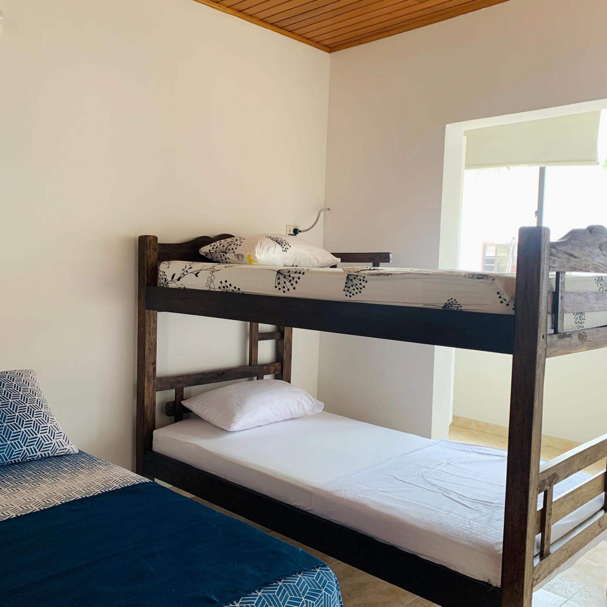 Hostel Cerca Al Centro Historico Cartagena Eksteriør bilde