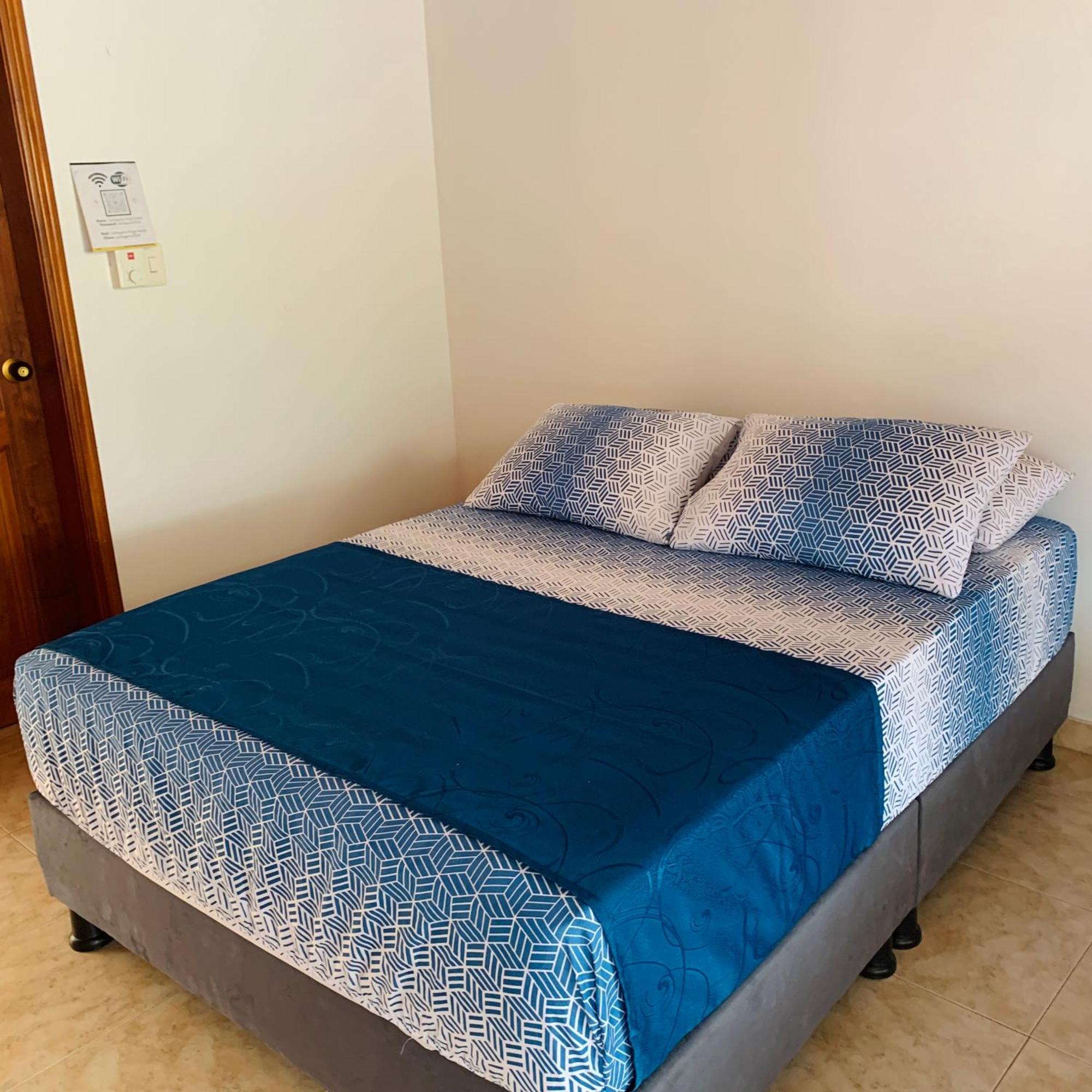 Hostel Cerca Al Centro Historico Cartagena Eksteriør bilde