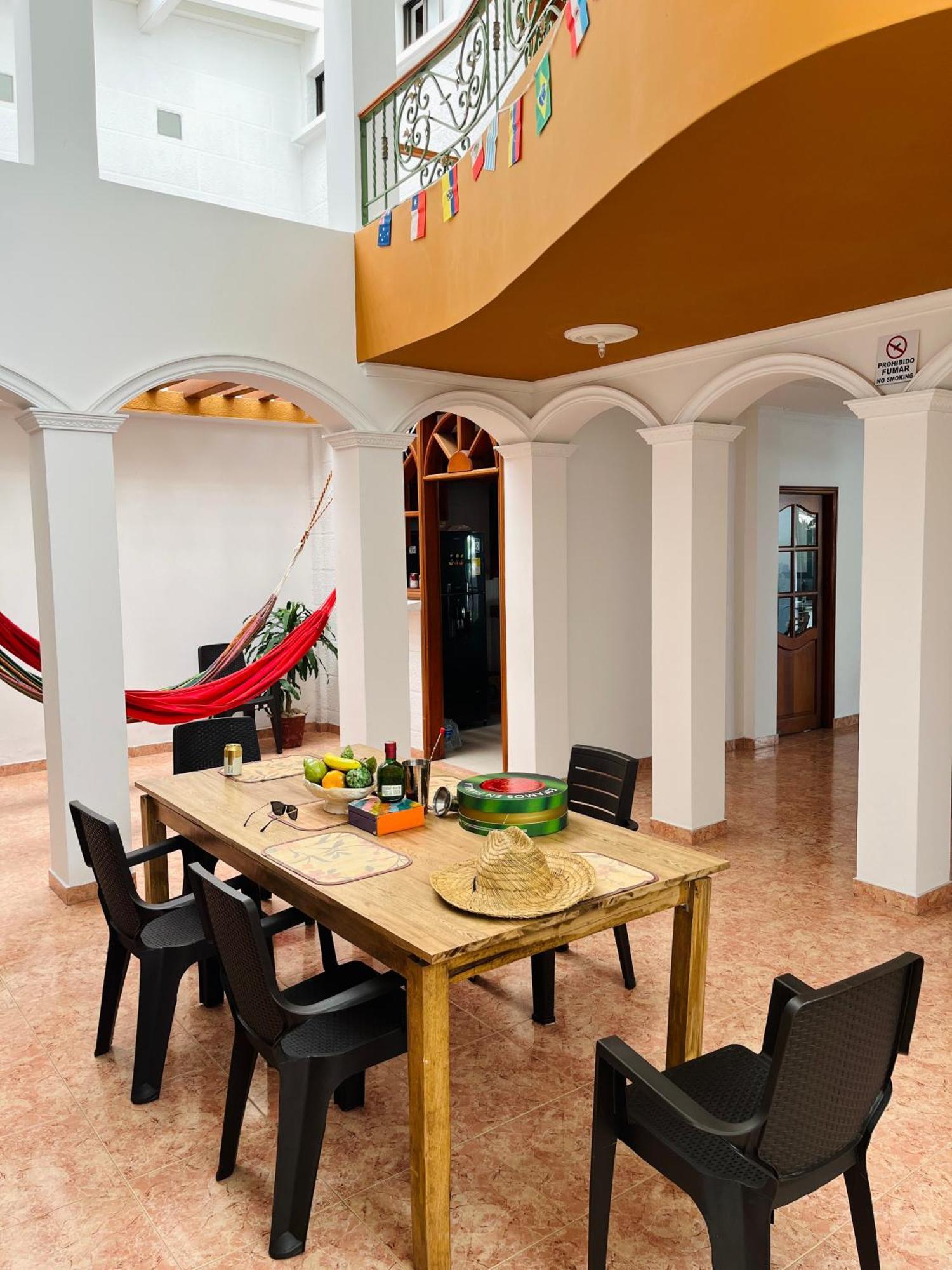 Hostel Cerca Al Centro Historico Cartagena Eksteriør bilde